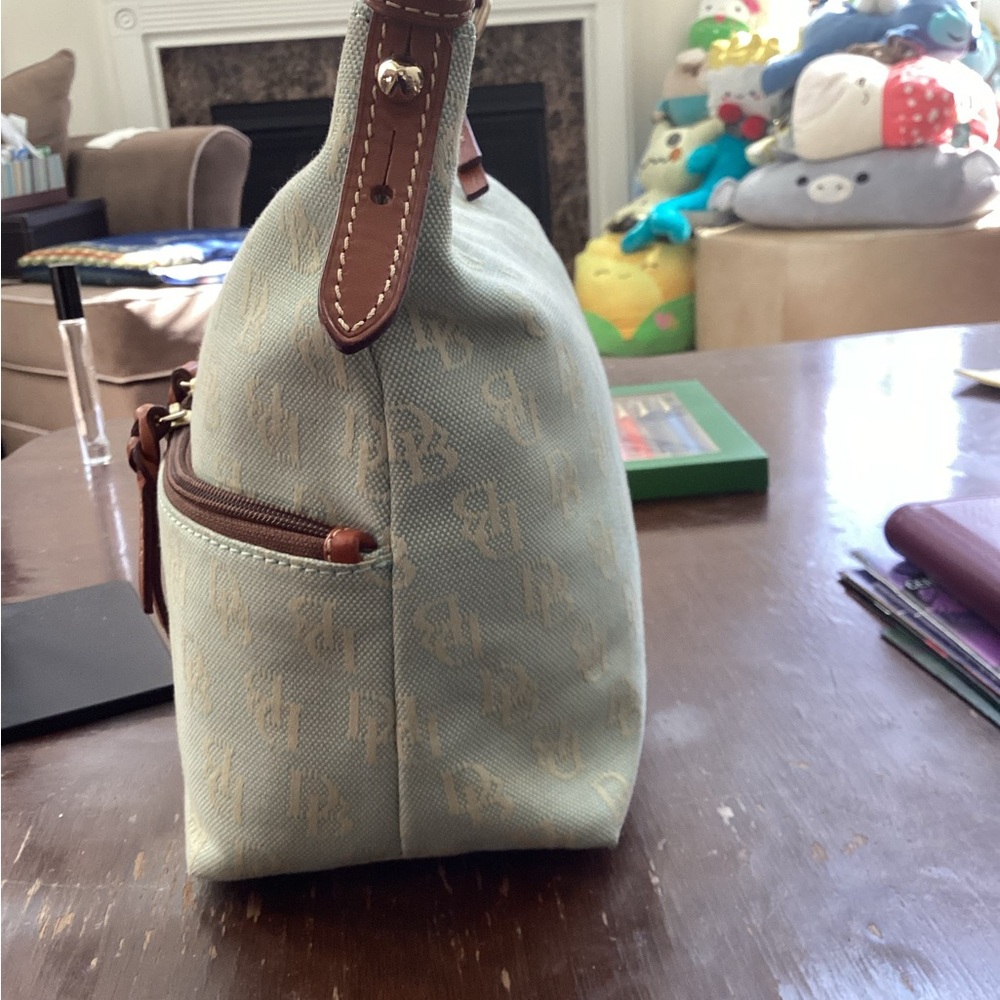 Dooney & Bourke Signature Double Pocket Hobo Bag w/Matching Coin Purse - Picture 4 of 8